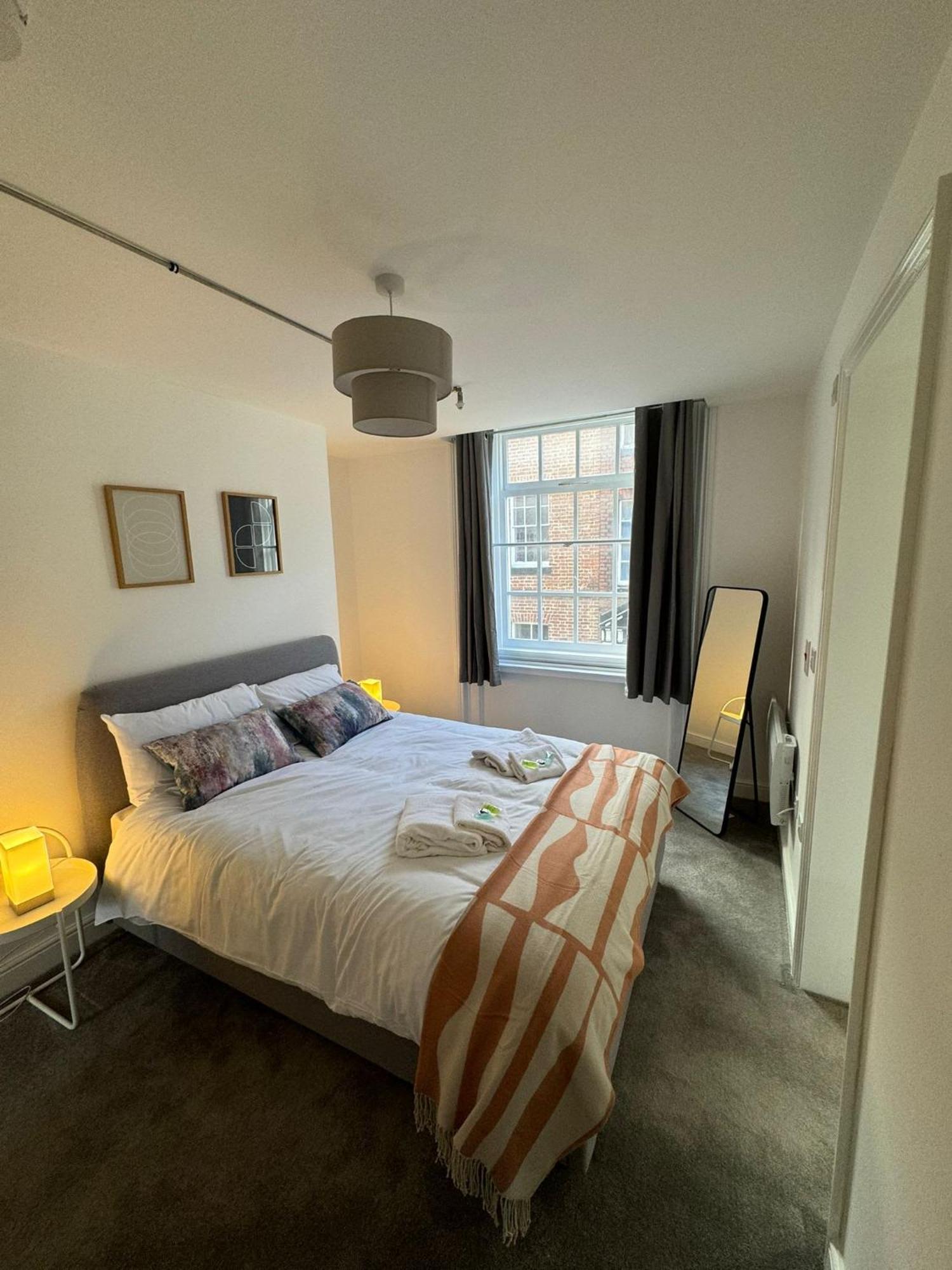 Beautiful 1 Bed 20Mins To Central Manchester Apartment Bolton Exterior photo