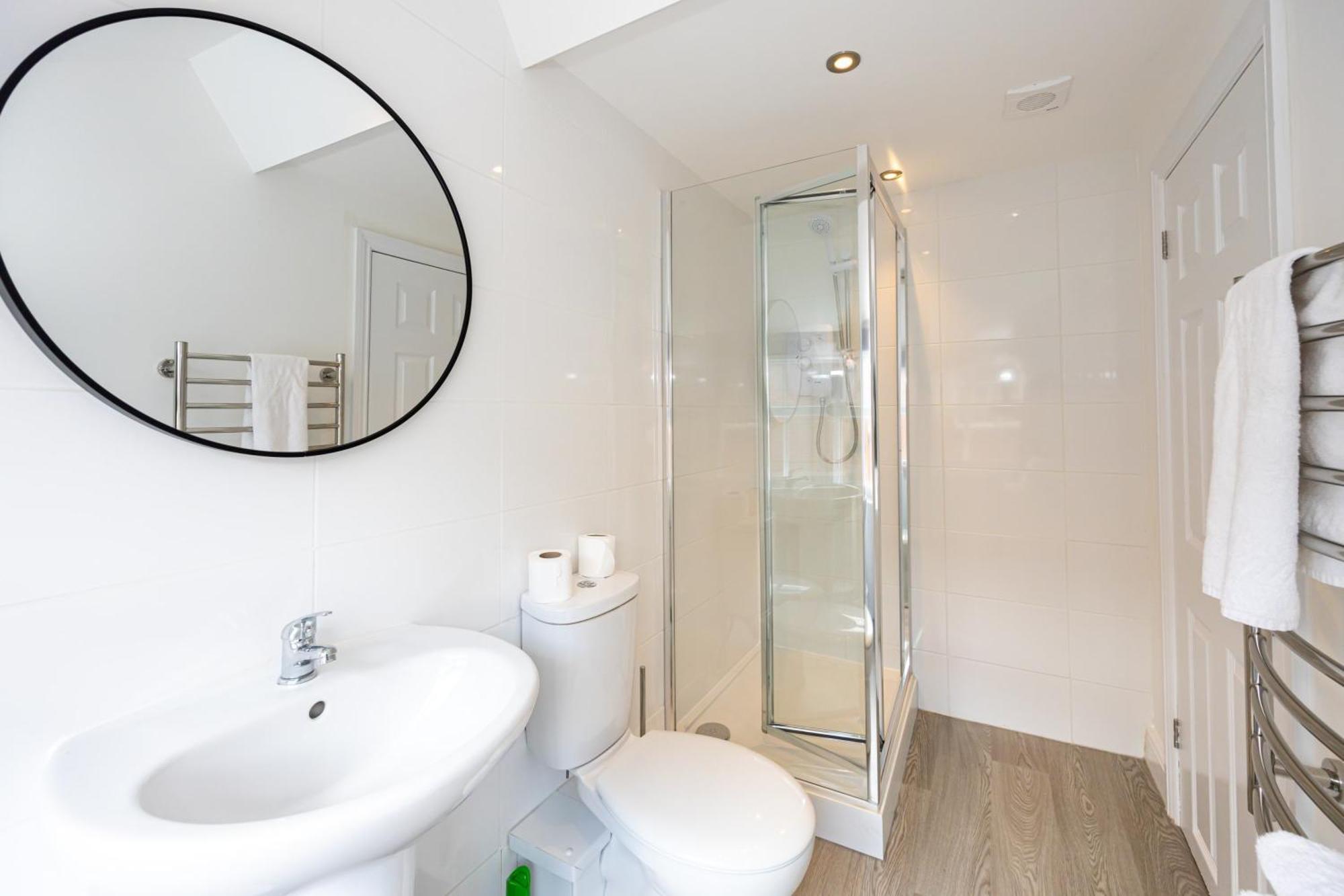 Beautiful 1 Bed 20Mins To Central Manchester Bolton Exterior photo